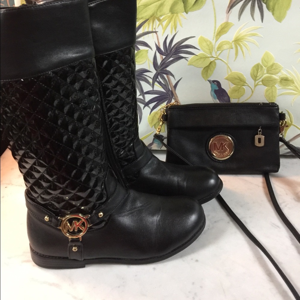 Black mk boots